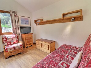 1 habitación y ropa de cama 