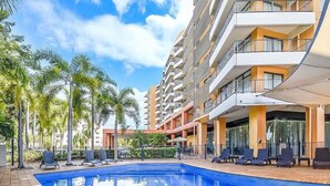Ảnh chưa phân loại, 5 trong số 19 ảnh, nút