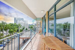 Premier appartement | Uitzicht vanaf balkon