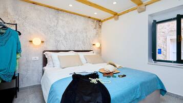 Design Villa | 2 bedrooms, individually decorated, individually furnished