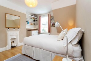 4 bedrooms, Internet - Highgate Style in London (London)