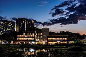 Fachada de la propiedad