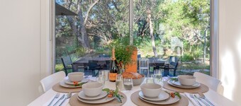 Kangaroo Cottage – Stay 3, Pay 2!