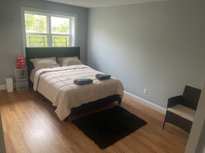 5 Schlafzimmer, Bügeleisen/Bügelbrett, Reisekinderbett, WLAN