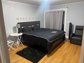 5 Schlafzimmer, Bügeleisen/Bügelbrett, Reisekinderbett, WLAN