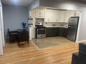 Microwave, oven, stovetop, high chair - Home away from home (Brooklyn)