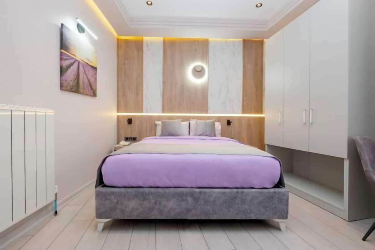 1 bedroom, minibar, laptop workspace, soundproofing