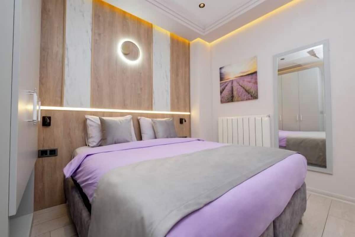 1 bedroom, minibar, laptop workspace, soundproofing