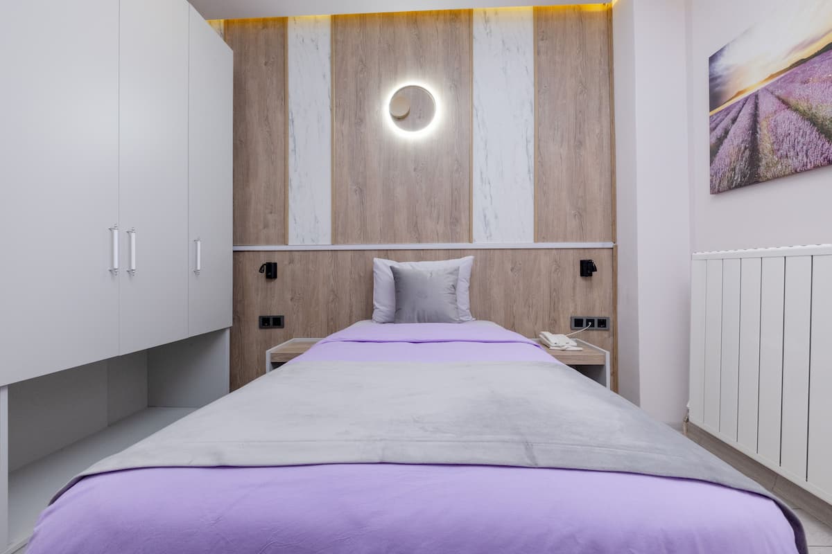 1 bedroom, minibar, laptop workspace, soundproofing