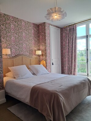 4 bedrooms, desk, iron/ironing board, free WiFi - Le Clos Chaillan, Maison de Charme en Touraine (Cinq-Mars-la-Pile)