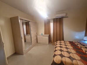 4 camere, ferro/asse da stiro, lenzuola