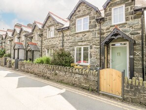 Cottage | Interior - Y Bwthyn (Llanbedr)