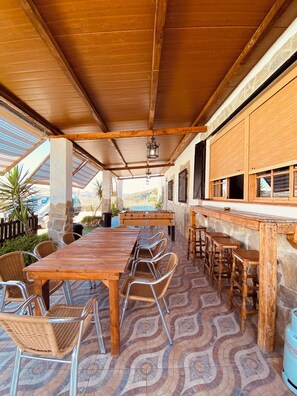 Outdoor dining - Casa Rural el Asiento los Gemelos (Pruna)