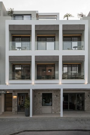 Front of property - Porto Perla  (Kos)