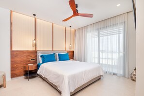 In-room safe, blackout curtains, soundproofing, iron/ironing board - Porto Perla  (Kos)