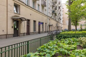 Exterior - Centre Apartment Sniadeckich by Renters (Warsaw)