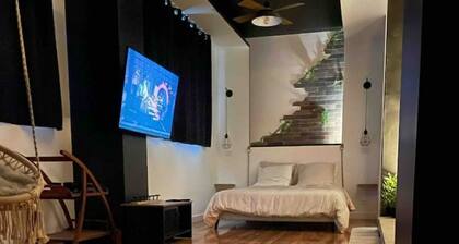 La Suite Grenoble Jacuzzi et sauna privatif