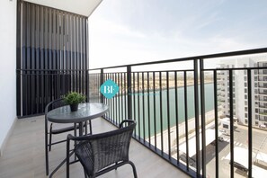 Exterior - Lavish 1BR Apartment-Yas Island (Abu Dhabi)