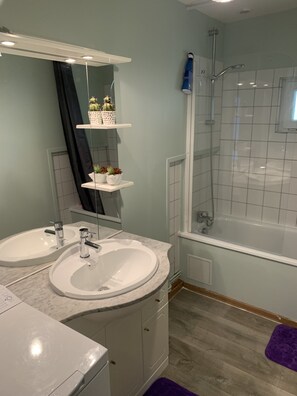 Hiustenkuivaaja