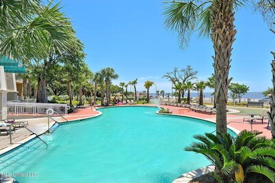 Coastal Condo Retreat at Legacy Towers 503 | 2 Pools | 5 beds | 2 Bathrooms| Gym