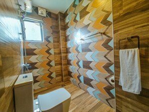 Chambre Familiale, vue lac | Salle de bain