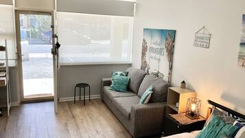 1 dormitorio, escritorio, tabla de planchar con plancha y wifi gratis