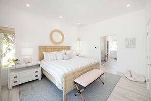 3 bedrooms, iron/ironing board, travel crib, free WiFi