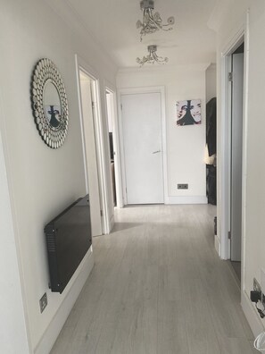 Apartment, 2 Queen Beds | Interior - Inviting 2-bed Apartment in London (London)