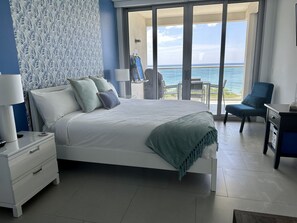 2 bedrooms, desk, iron/ironing board, travel crib