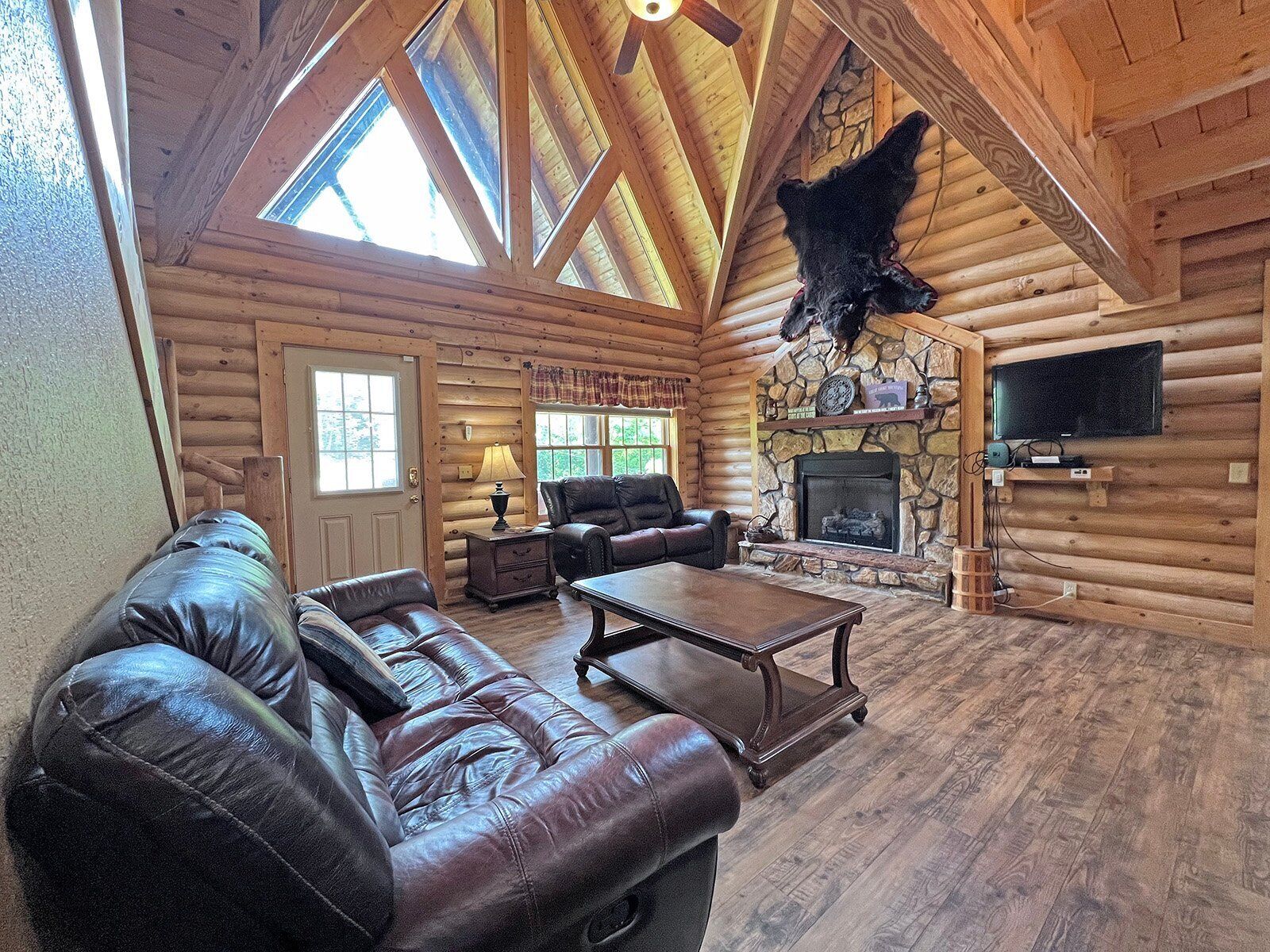 Deep Creek Mountain Lodge - Bryson City, NC