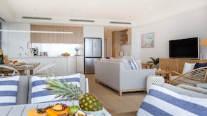Smart TV, stereo
