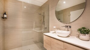 Badekar og hårføner