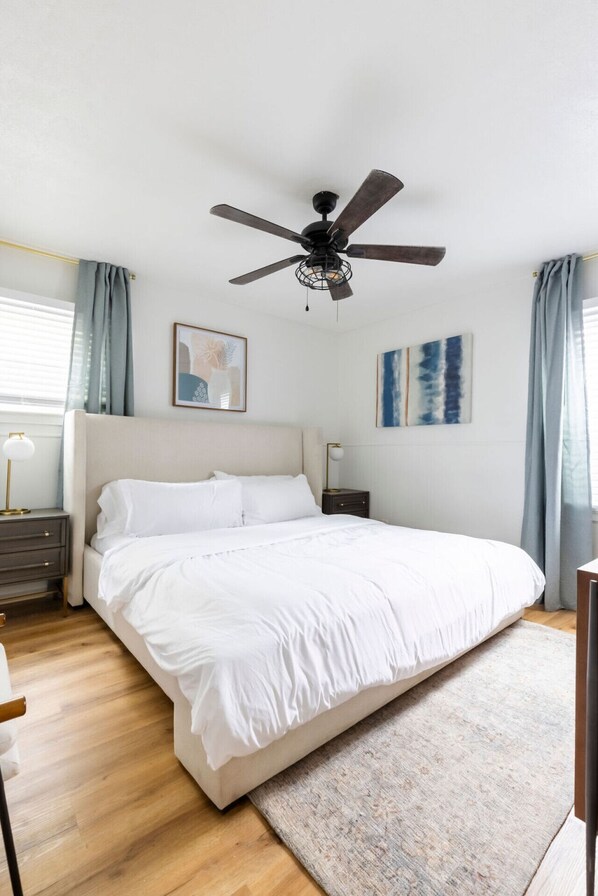 3 bedrooms, desk, free WiFi, bed sheets