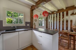 Réfrigérateur, micro-ondes, four, lave-vaisselle