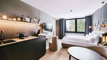 Studio | 3 phòng ngủ, bàn, khu vực làm việc phù hợp cho laptop, màn/rèm cản sáng