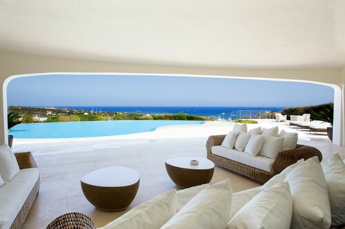 Villa à Porto Cervo avec 7 chambres à coucher, 14 couchages