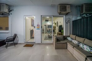 Exterior - ZEN HIDEAWAY - Cozy 2BR Modern Unit (Alawa)
