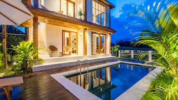 Front of property – evening/night