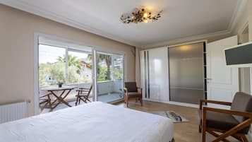 Basic Double Room | Bed sheets