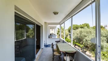 Habitación básica doble | Balcón