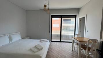 1 habitación, cuna de viaje, wifi y ropa de cama