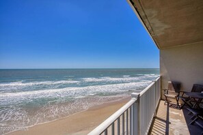 Property grounds - Best view in TOPSAIL - Luxurious 3BR Oceanfront Condo (North Topsail Beach)