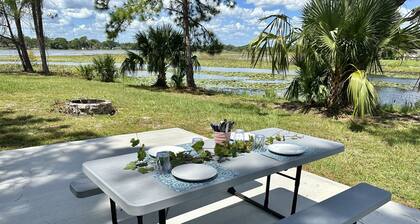 Lakefront Luxurious 38 ft Camper