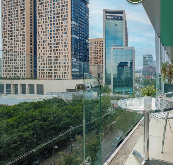 Unclassified image, 1 of 70, button - 2BR Luxury Stay Mundial 2026 Pool & Skyline Views (Mexico City)