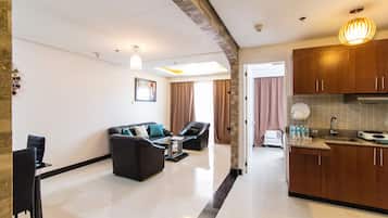 LCD TV, fireplace