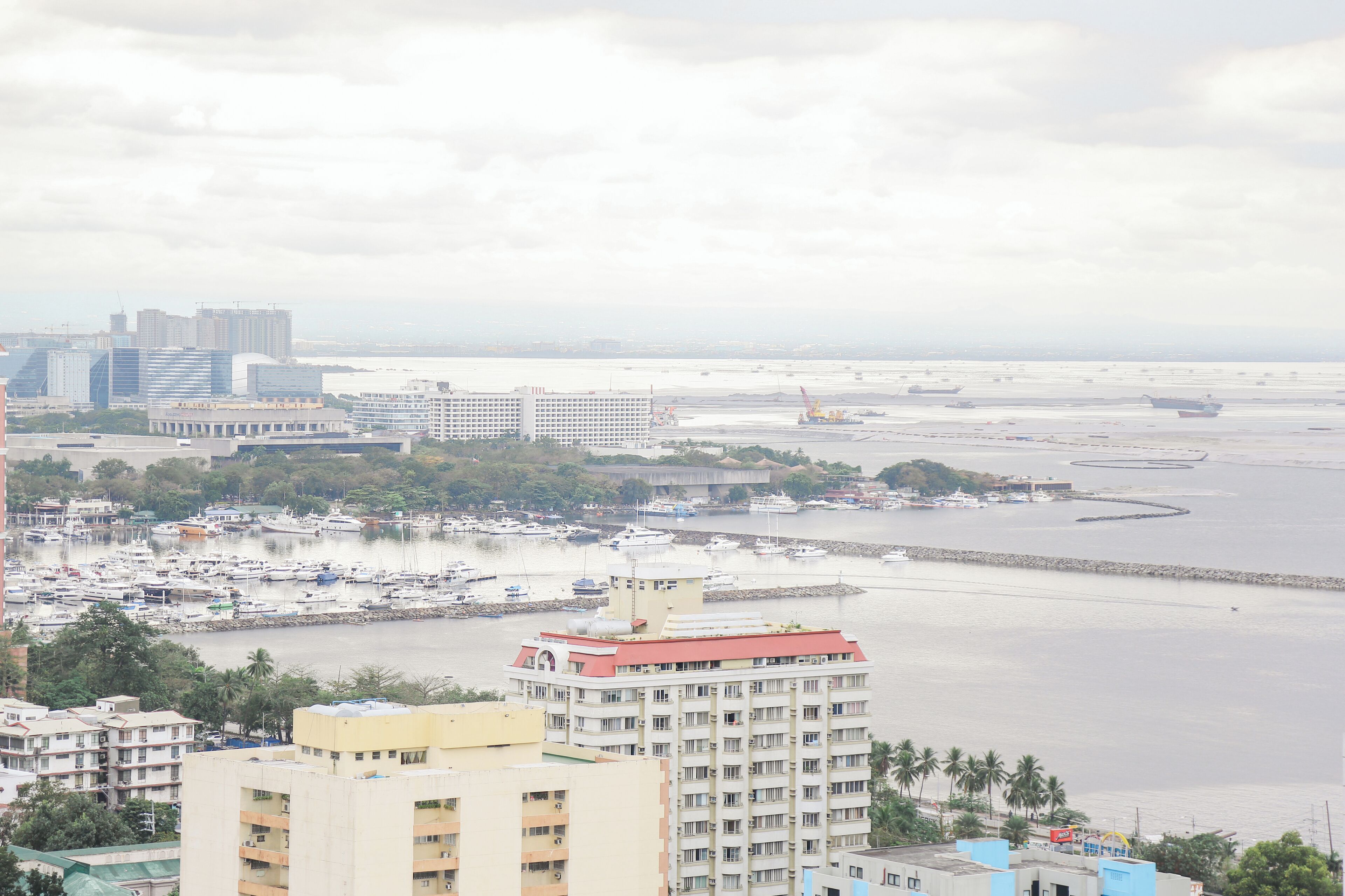 Foto - Pacific Bay Grand Suites