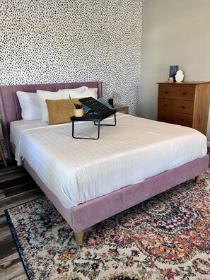 2 habitaciones, escritorio, wifi y ropa de cama