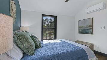 2 bedrooms, bed sheets