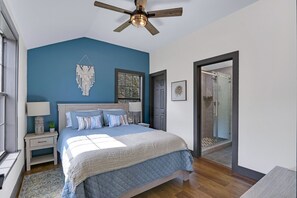 2 bedrooms, bed sheets