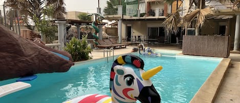 Outdoor pool, pool loungers